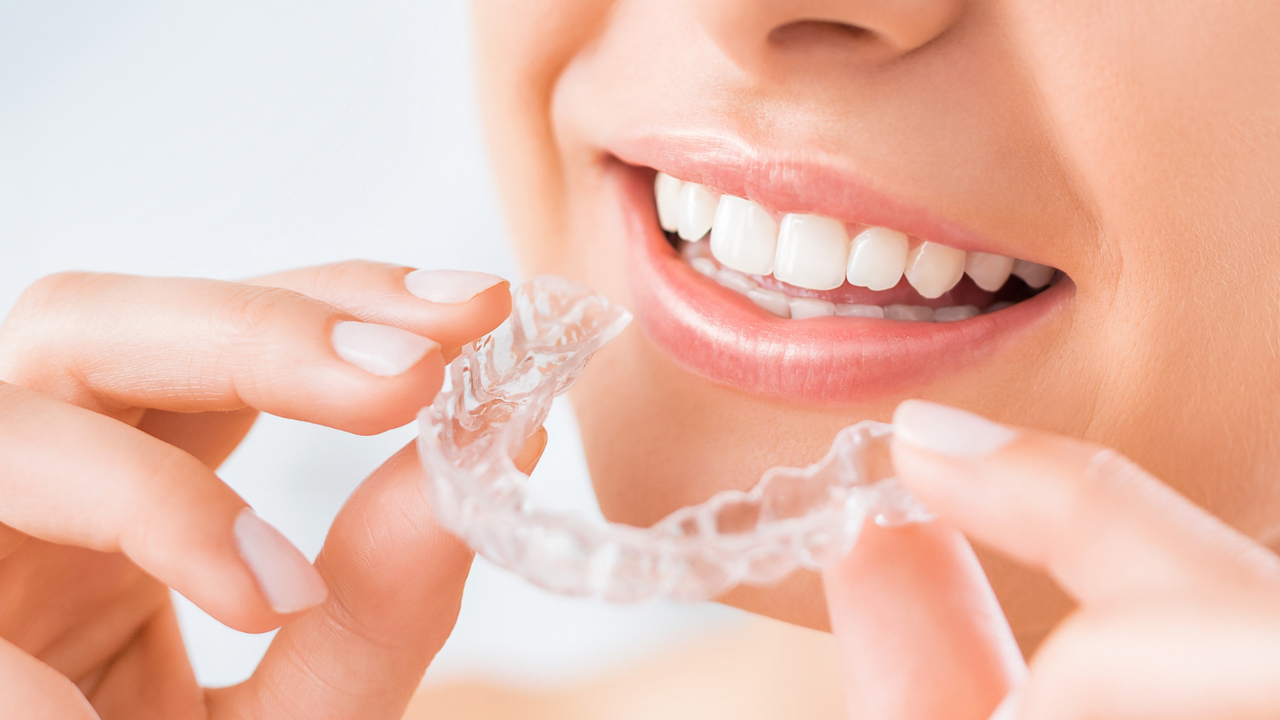 表面がなめらかなマウスピース